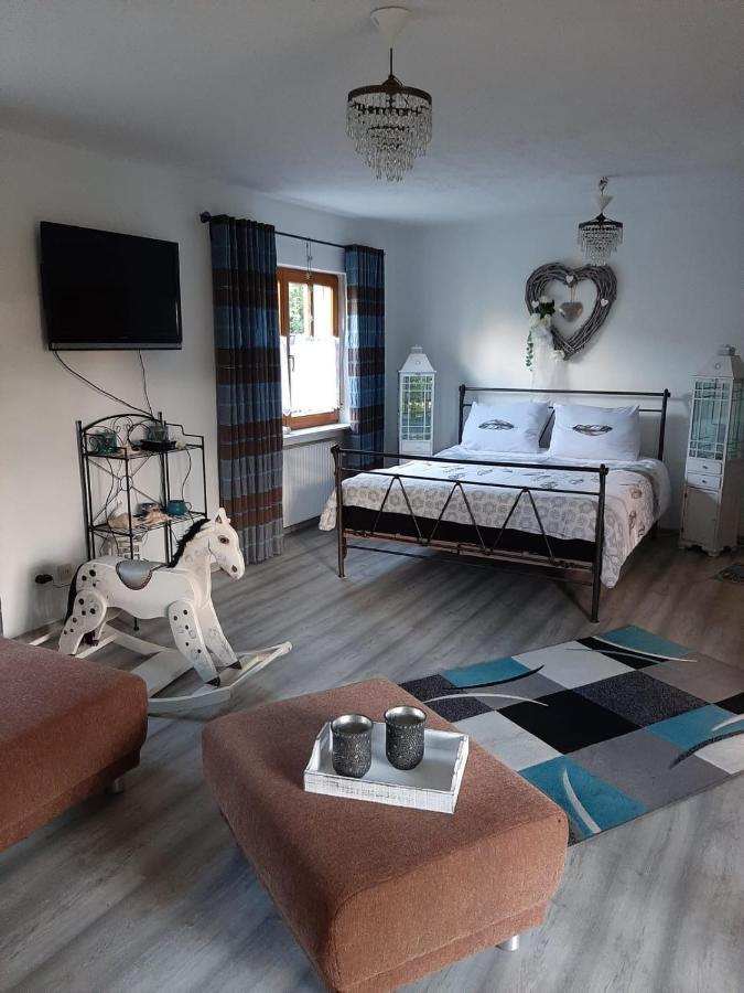 B&B Neuses Am Brand Sonnefeld Ngoại thất bức ảnh